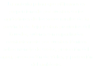 La materia prima que utilizamos es proporcionada por nuestros socios agricultores de las zonas rurales de la provincia de Loja y otras provincias del Ecuador, quienes son capacitados constantemente por nuestros técnicos sobre manejo de suelos, protección del agua, preparación de violes, y protección del ambiente.